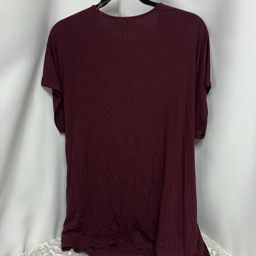 Universal Standard Deep Burgundy Short Sleeve V-Neck Large - Picture 3 of 9